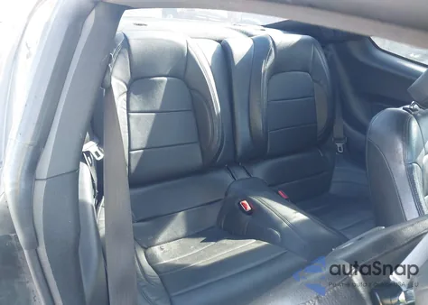 2015 Ford Mustang V6 из США, поврежденный, VIN 1FA6P8AM5F5347945